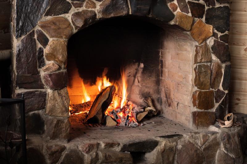 Featured image of post hearth